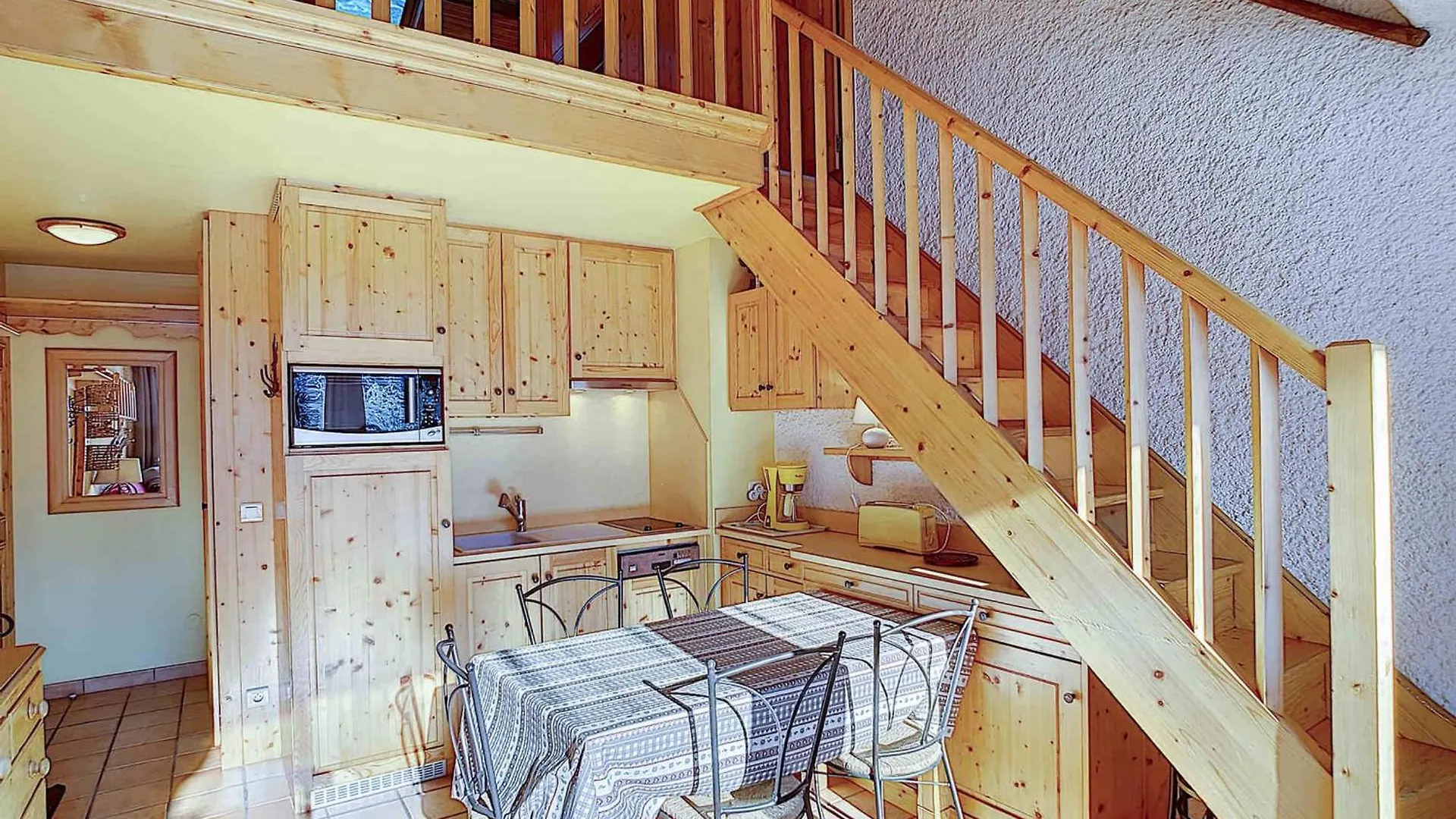 Duplex Pour 6 A La Clusaz, Animaux Admis, Parking - Fr-1-818-28 0*,